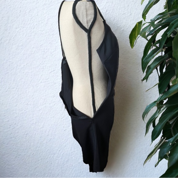 Sophie Rue by Nordstrom Black Cinched Side Tie Cami Mini Dress - Picture 6 of 11